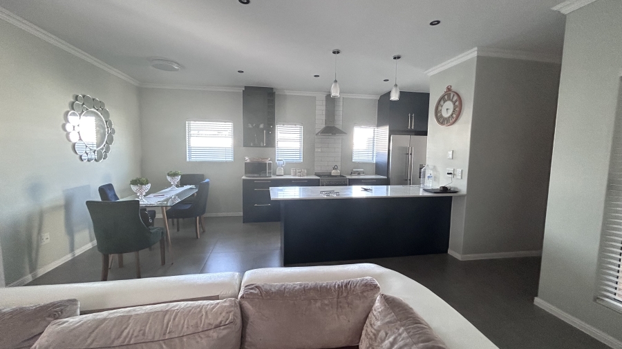 To Let 3 Bedroom Property for Rent in Sandown Western Cape